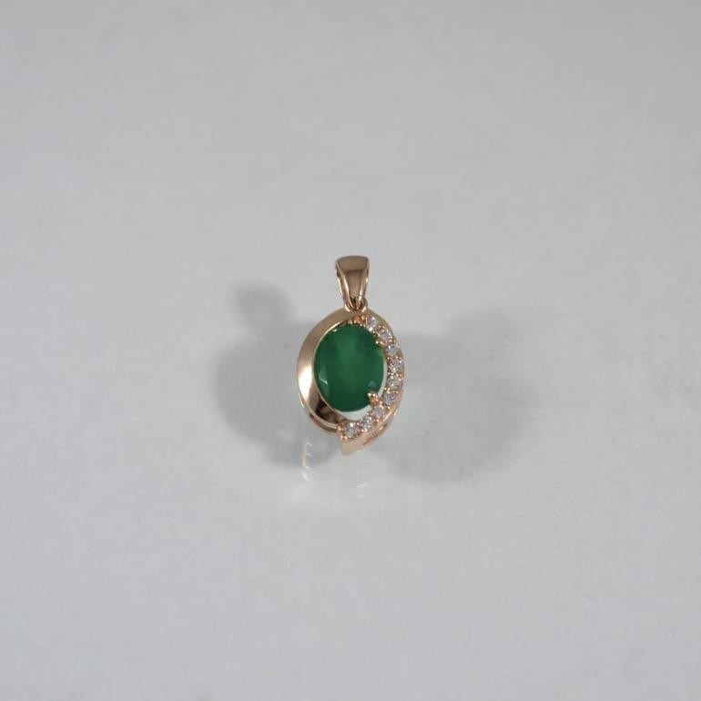 Rose gold pendant with green onyx and cubic zirconia