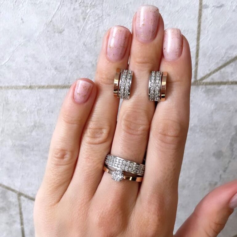 Sterling Silver Ring With Gold Plates And Cubic Zirconia