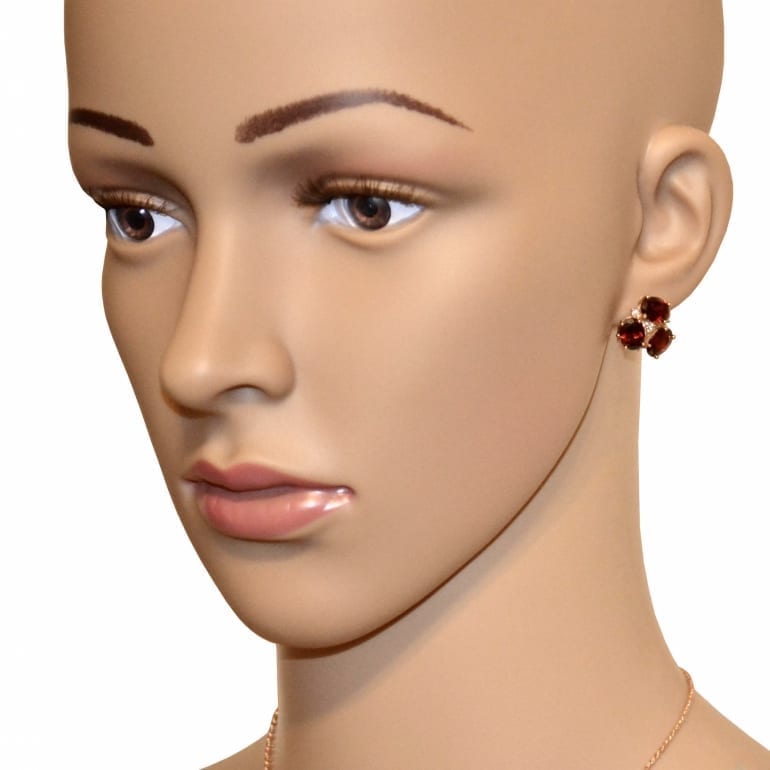 14ct Rose Gold Earrings With Garnet