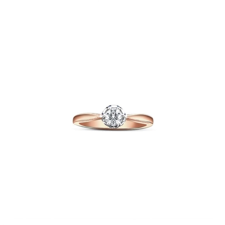 Rose gold ring with diamond