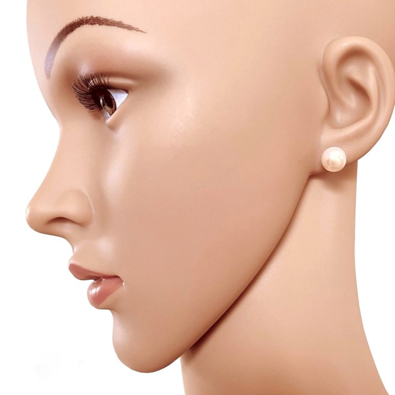 Rose gold earrings with cultivated pearls