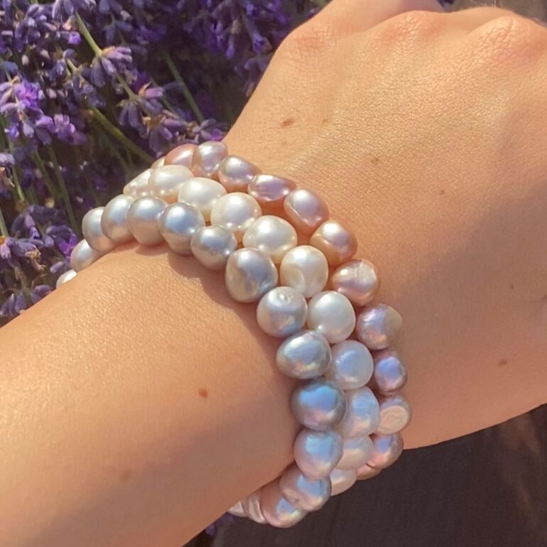 pearl bracelet