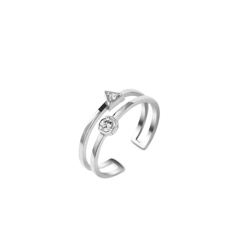 sterling silver ring with fianit