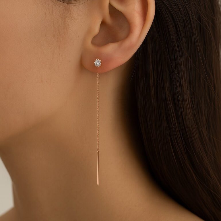 auksiniai auskarai su grandinėle ir cirkonio akute