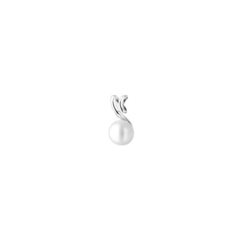 sterling silver pendant with white cultivated pearl