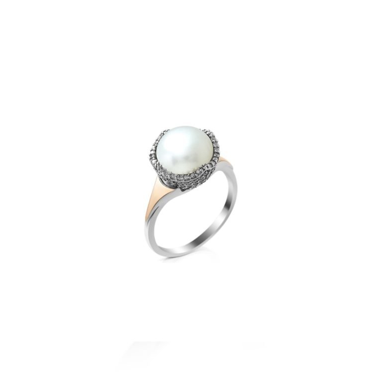 sterling silver ring with gold plates and cultivated pearl