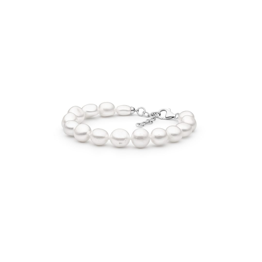 Elegantiška sidabrinė apyrankė su baltais netaisiklingos formos perlais