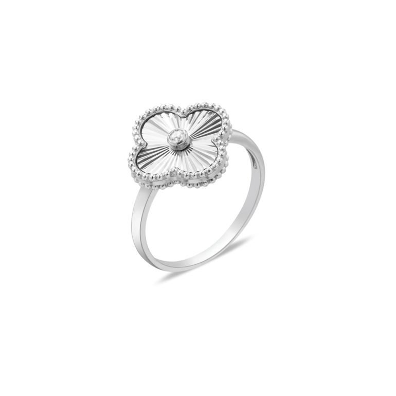 Išskirtinio kruopštaus dizaino sidabrinis žiedas su cirkoniu