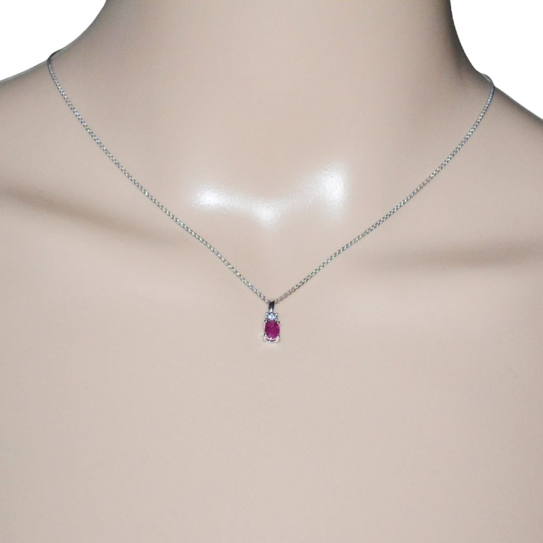 white gold pendant with ruby and diamonds