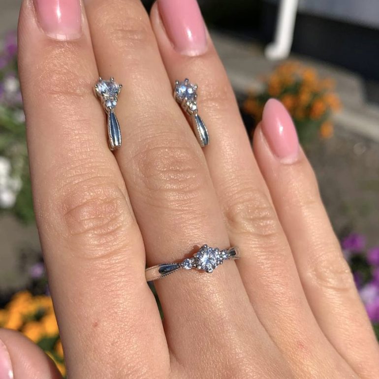 White Gold Earrings With Cubic Zirconia