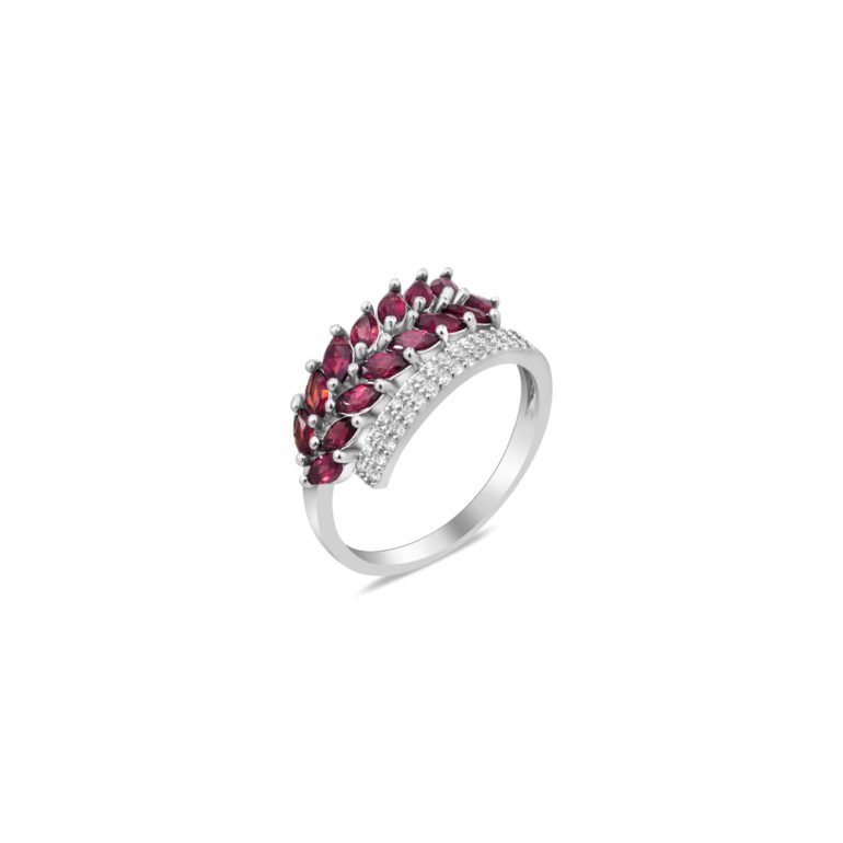 sterling silver ring with rhodolite