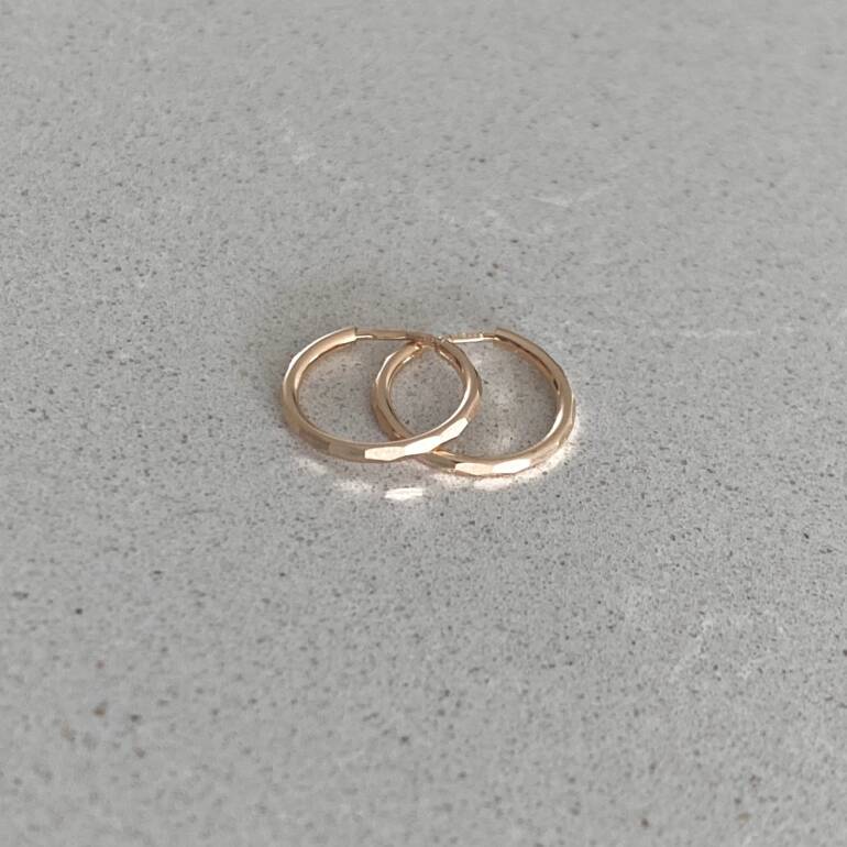 rose gold hoop earrings