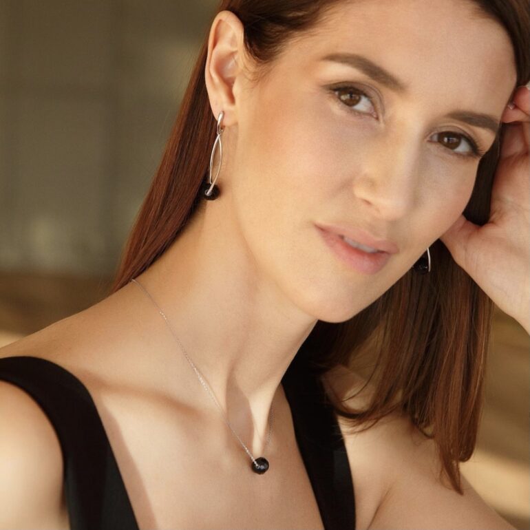 Sterling Silver Necklace With Onyx