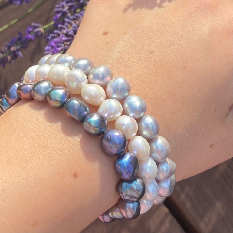 pearl bracelet