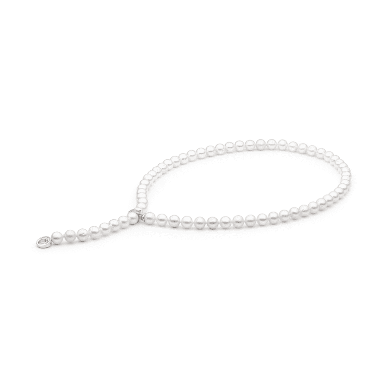 Elegantiškas sidabrinis vėrinys su baltais perlais ir cirkoniu