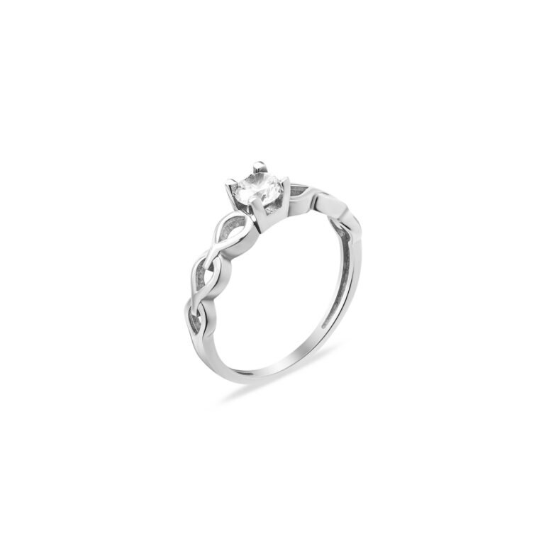 Sterling silver ring with cubic zirconia