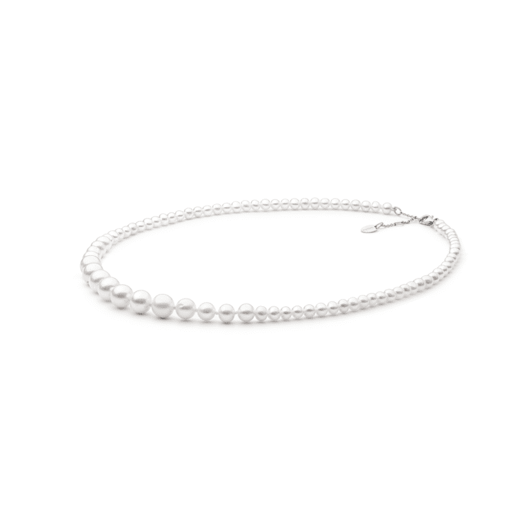 Elegantiškas sidabrinis baltų perlų vėrinys