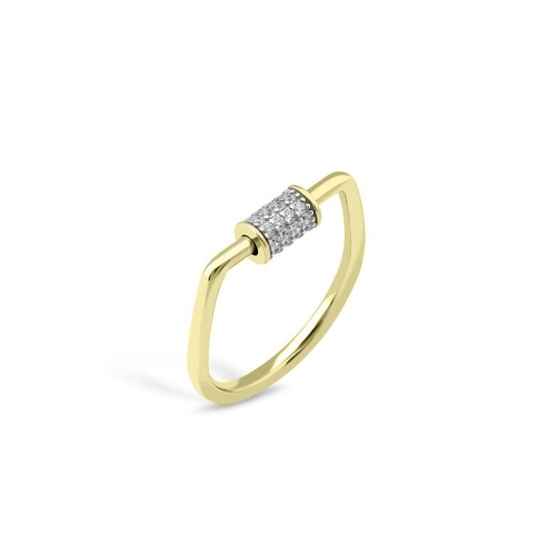 14ct yellow gold ring with cubic zirconia