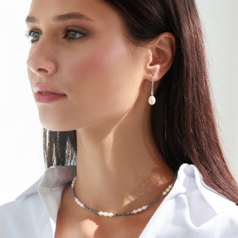 Sterling Silver Necklace With Terahertz And Pearls