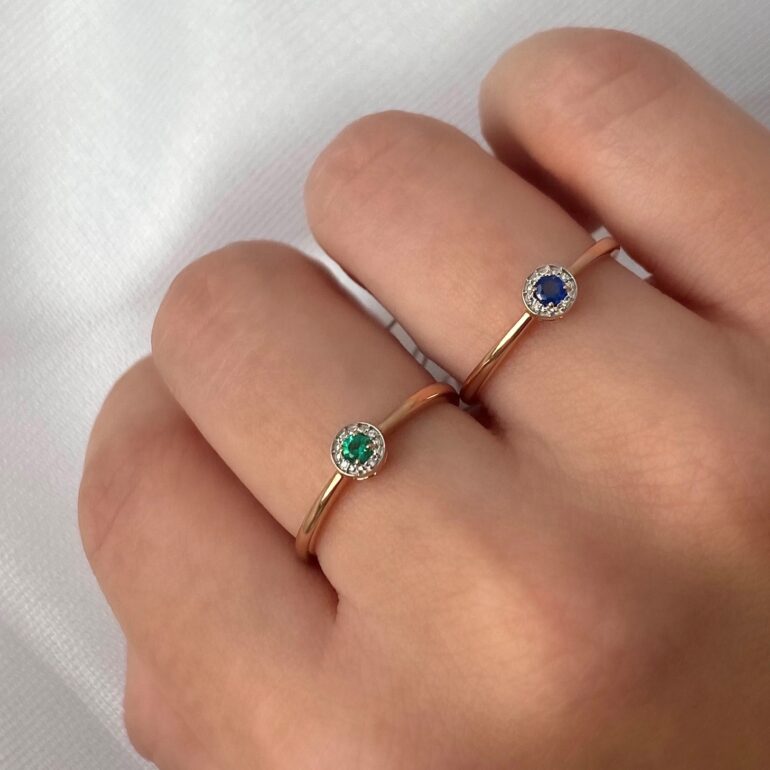 Auksinis Žiedas Su Safyru Ir Deimantais