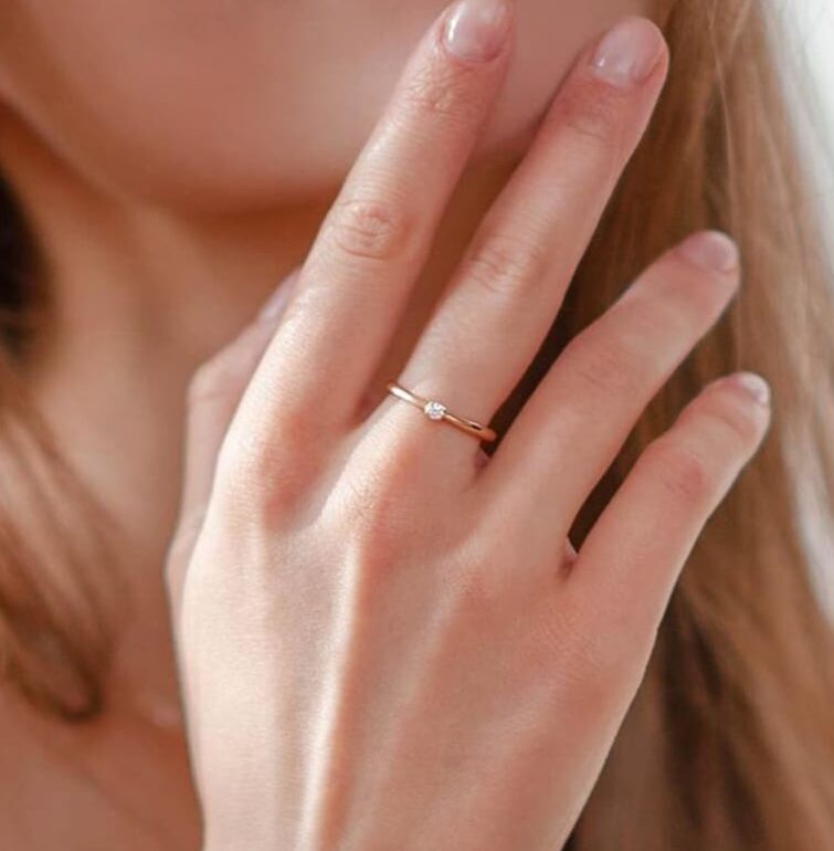 14ct Rose Gold Ring With Diamond And Sapphire