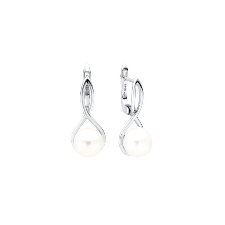 sterling silver earrings with white pearls