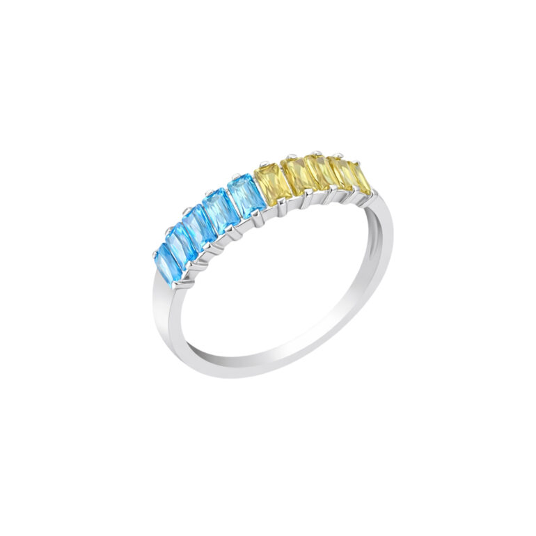 Sterling Silver Ring With Fianits