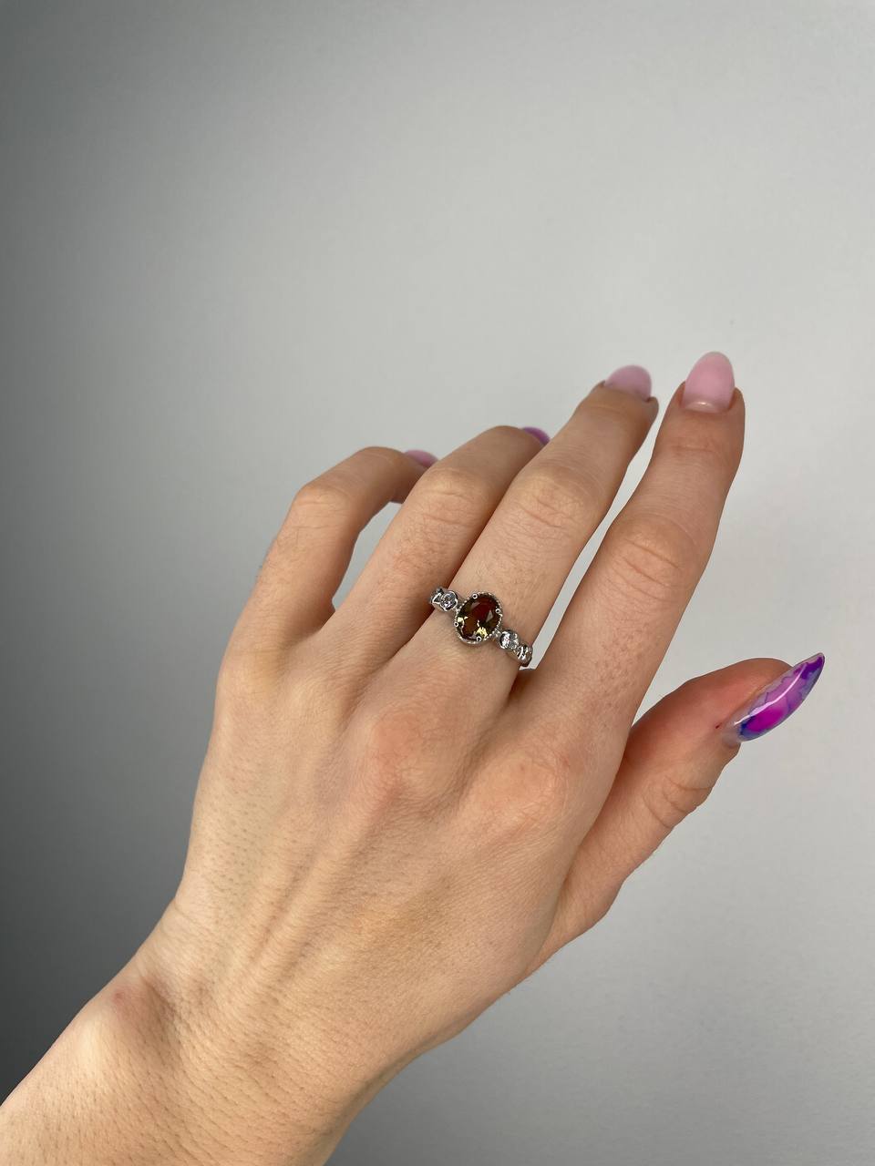 Sterling Silver Ring With Zultanite And Fianits