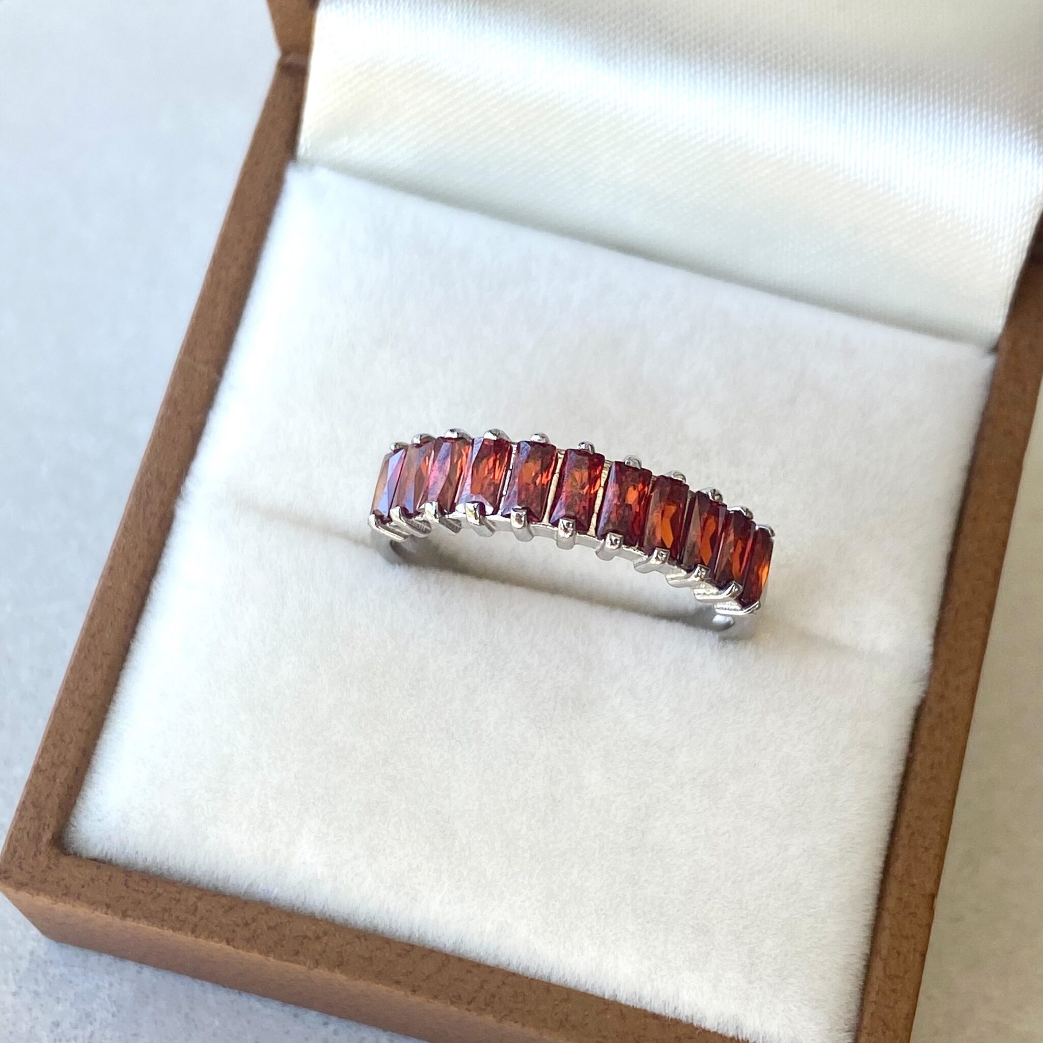Sterling Silver Ring With Fianits