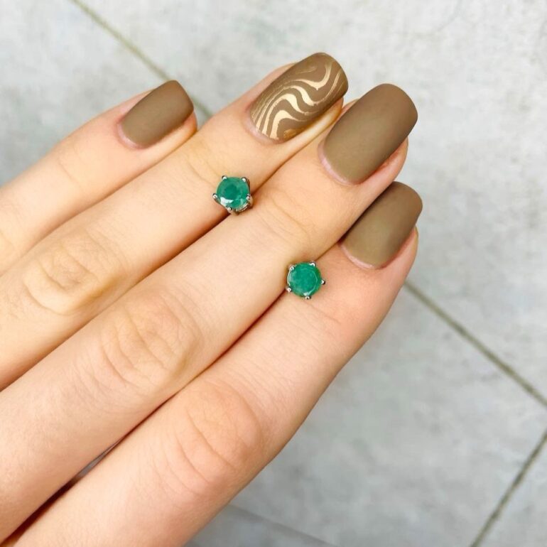 sterling silver earrings with emeralds