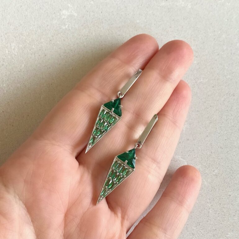Sterling Silver Earrings With Green Fianits