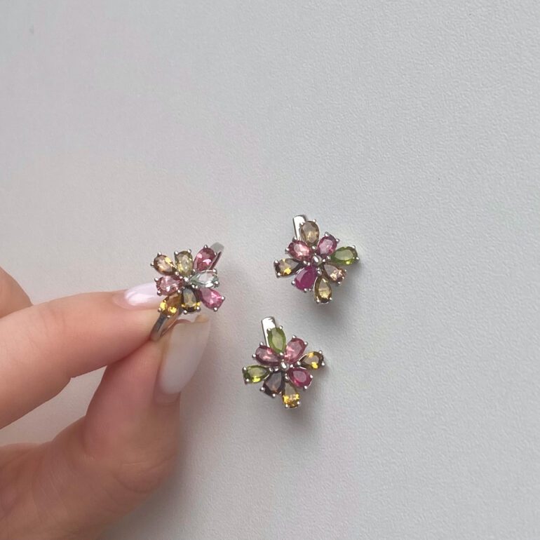 Sterling Silver Ring With Tourmaline