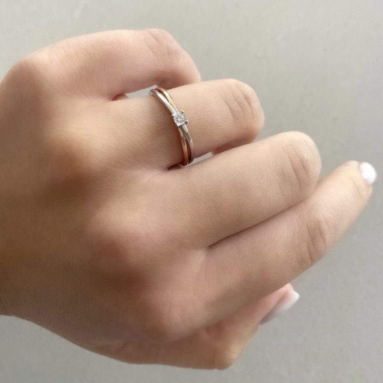 Rose and white gold ring with diamond