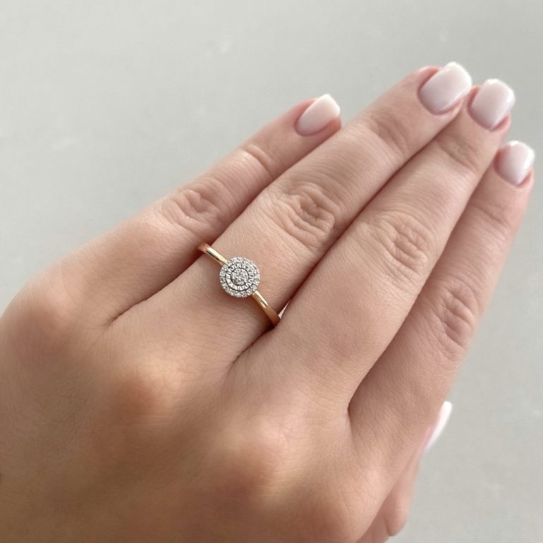 Rose gold ring with diamonds