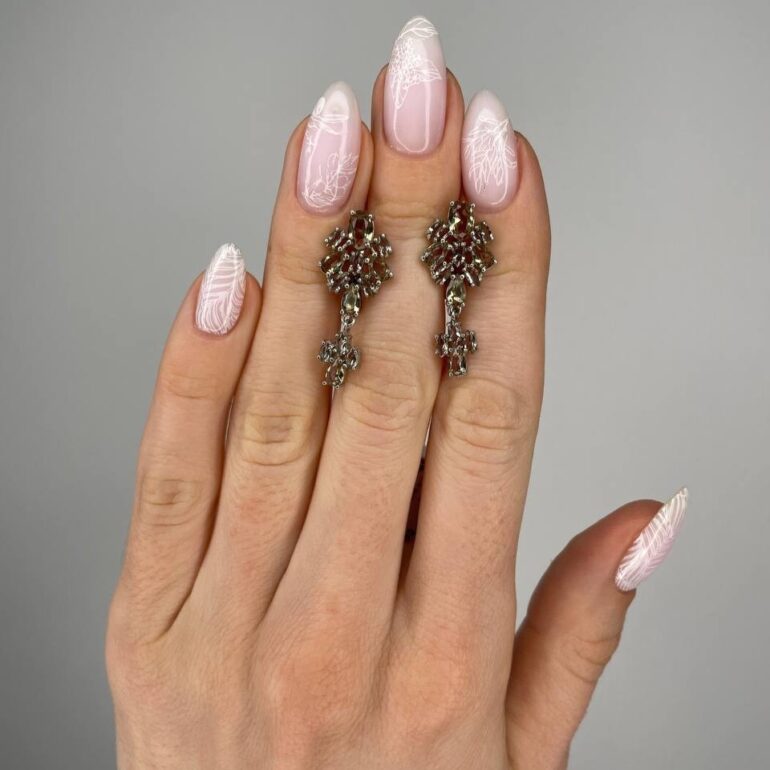 Sidabriniai Auskarai Su Sultanitais