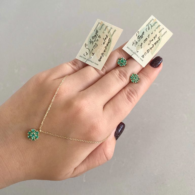 yellow gold with emeralds