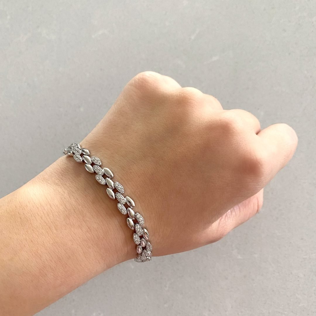 Sterling silver bracelet with cubic zirconia