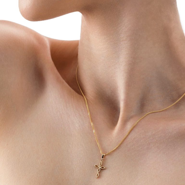 Auksinis pakabukas kryželis