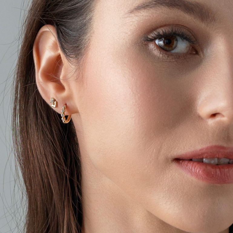 auksiniai auskarai rinkutės su cirkoniais