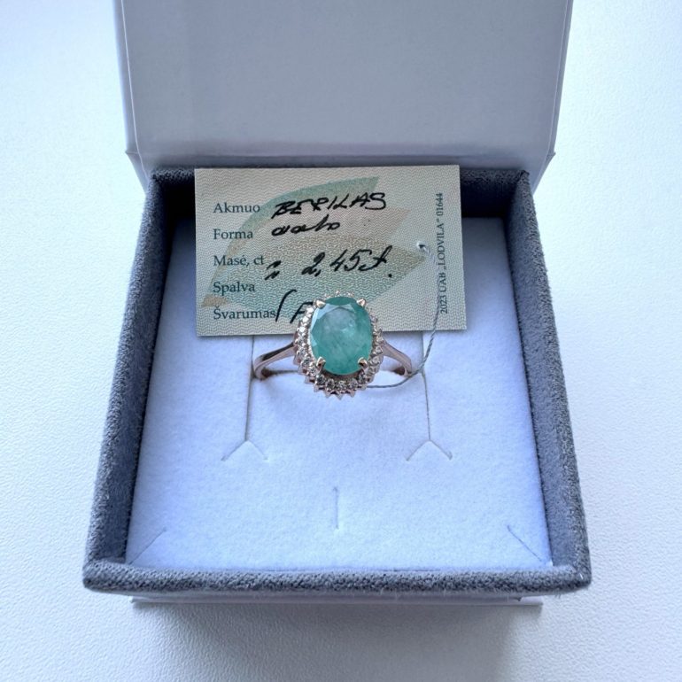 Rose Gold Ring With Beryl