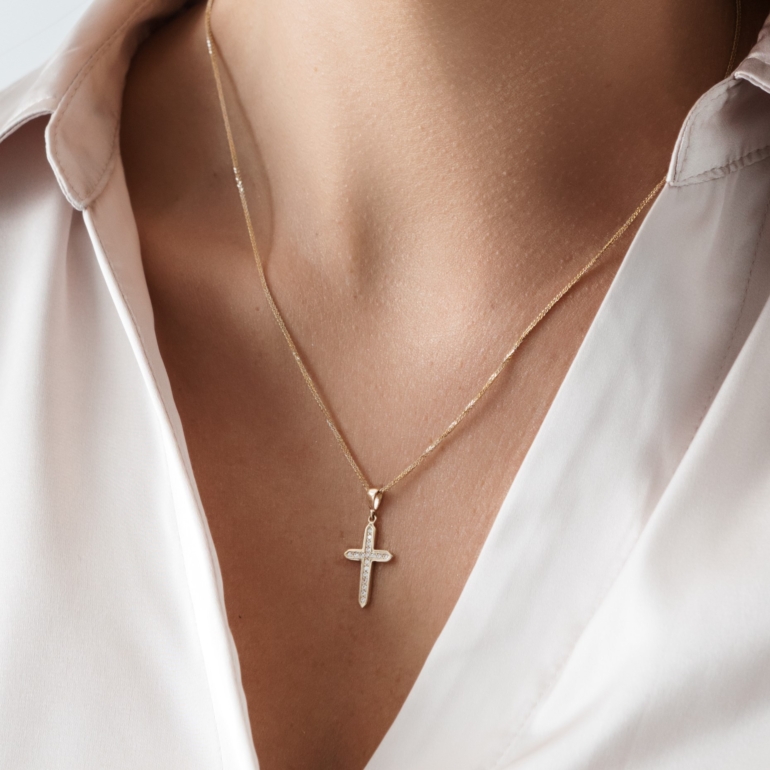 Cross pendant