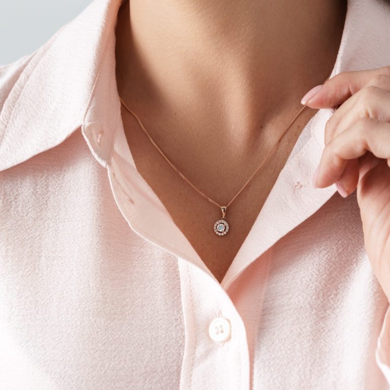 A sparky rose gold pendant with cubic zirconia