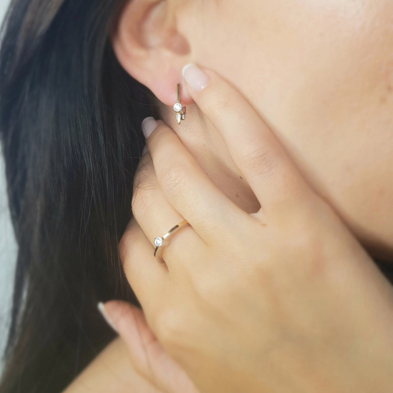 sidabriniai auskarai su auksu ir cirkoniais