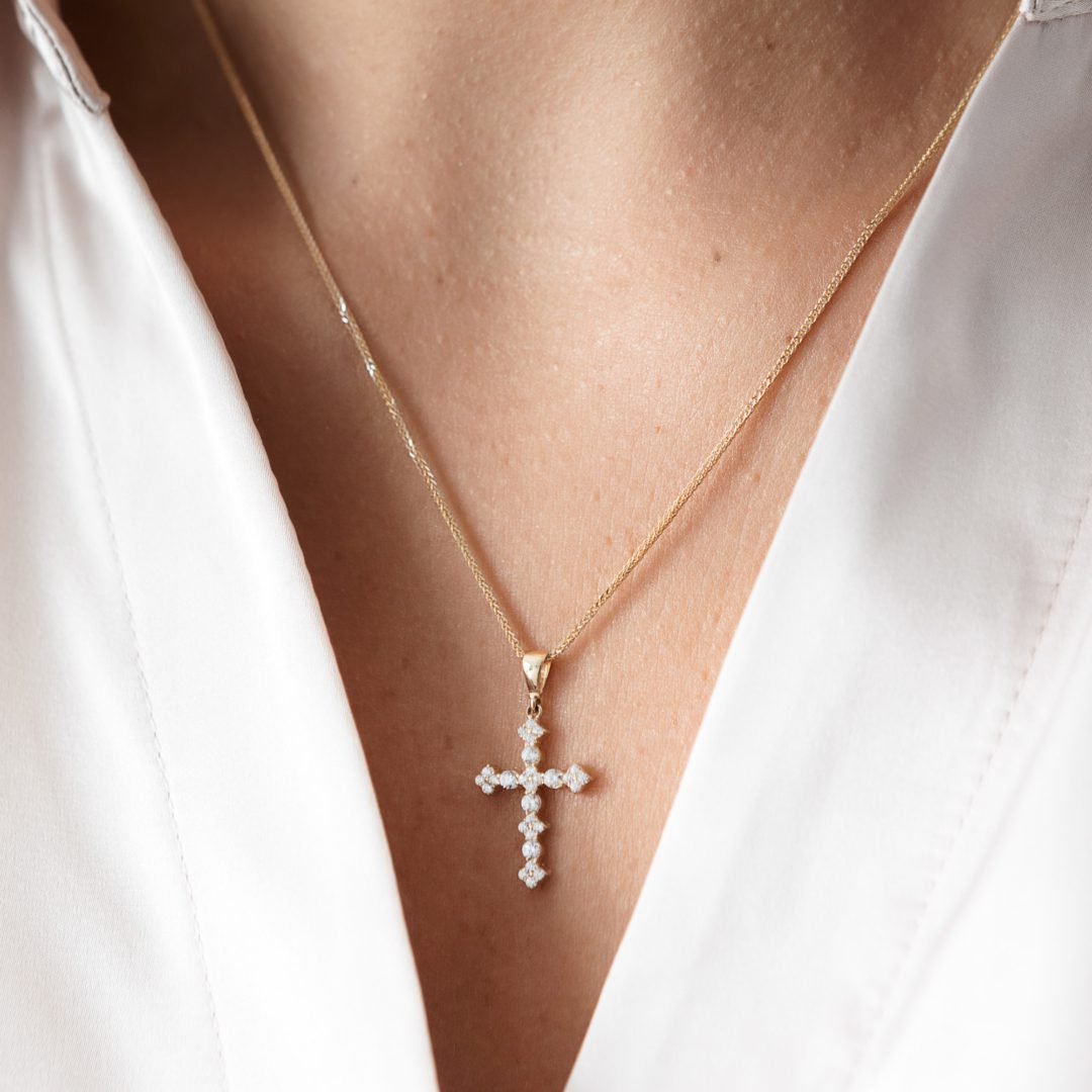 Cross pendant