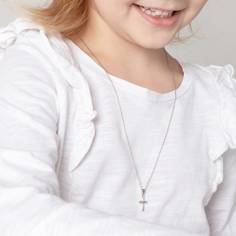 Sidabrinė Grandinėlė Su Kryželiu