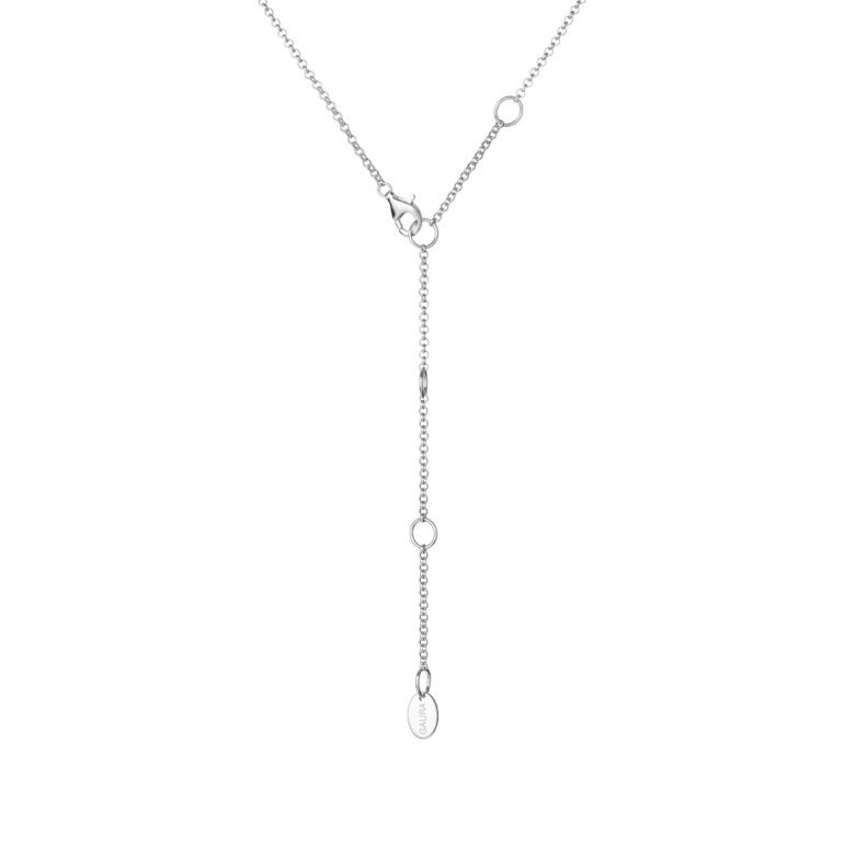Sterling silver necklace with pearls