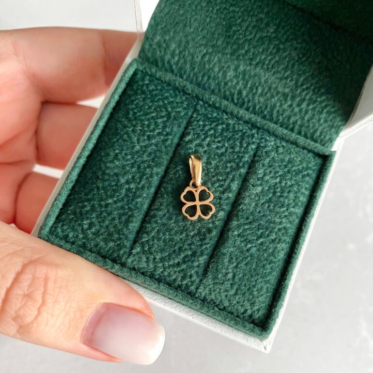 Rose gold pendant - Four-leaf clover