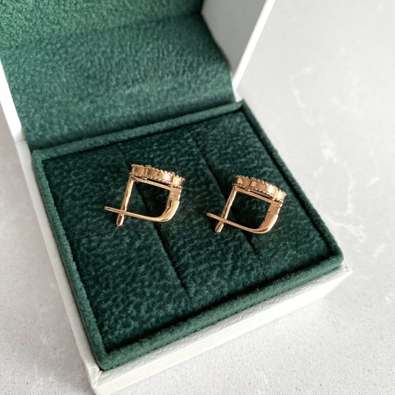 Rose gold earrings with onyx - four-leaf-clover