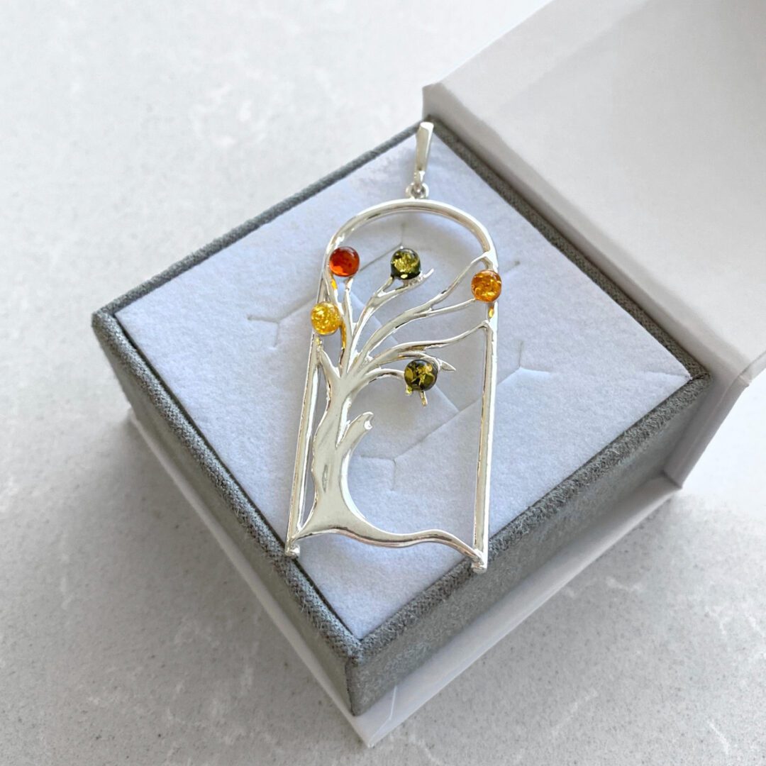 Sterling silver pendant with amber