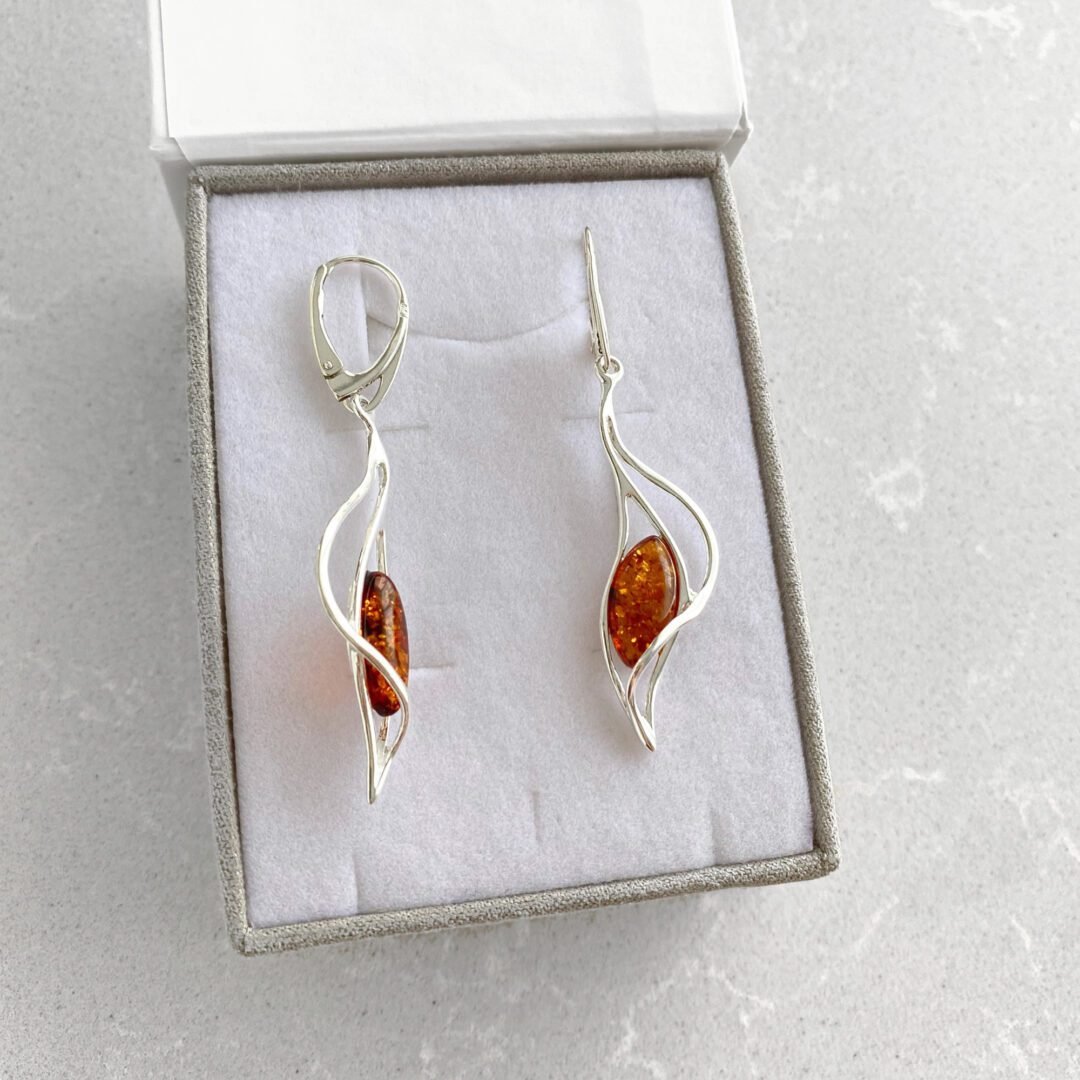 Sterling silver dandling earrings with amber